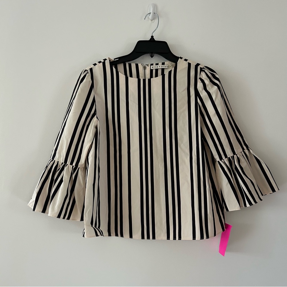 Alice and Olivia Bernice Stripe Ruffled Sleeve Top Size XS - Picture 4 of 9